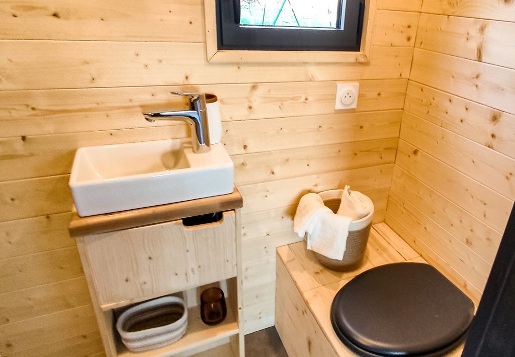 tiny house salle de bain plomberie sanitaire